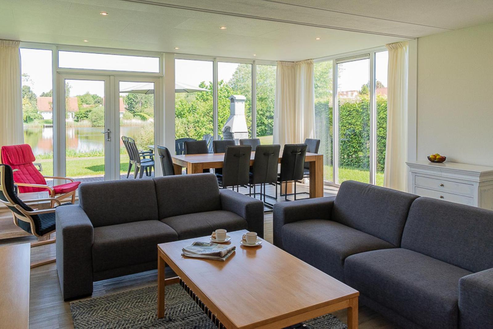 Summio Vakantiepark Emslandermeer Vlagtwedde Room photo